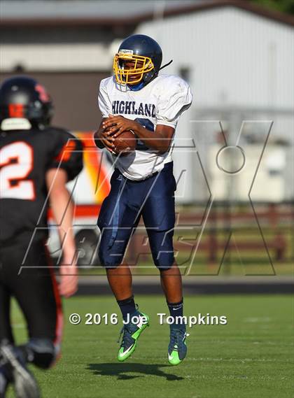 Thumbnail 2 in Highland @ Marlboro Central photogallery.