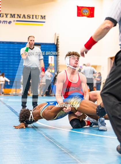 Thumbnail 3 in VHSL 6A Regional Semifinals  photogallery.