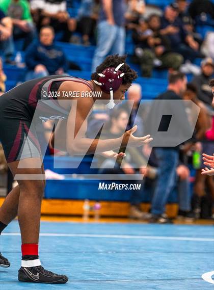 Thumbnail 1 in VHSL 6A Regional Semifinals  photogallery.