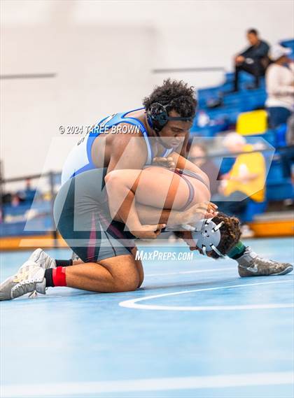 Thumbnail 1 in VHSL 6A Regional Semifinals  photogallery.