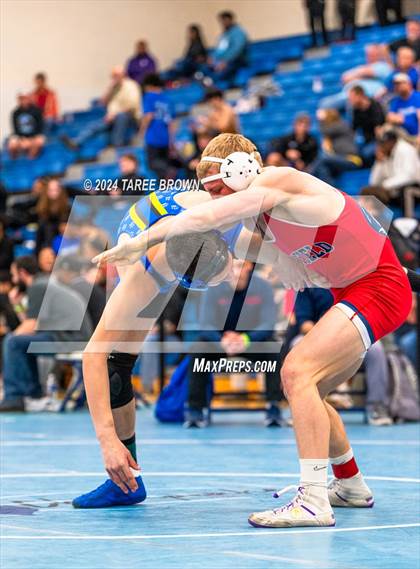 Thumbnail 1 in VHSL 6A Regional Semifinals  photogallery.