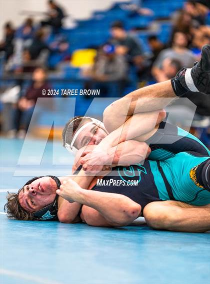 Thumbnail 3 in VHSL 6A Regional Semifinals  photogallery.