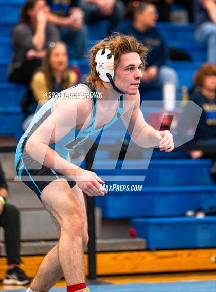 Thumbnail 3 in VHSL 6A Regional Semifinals  photogallery.