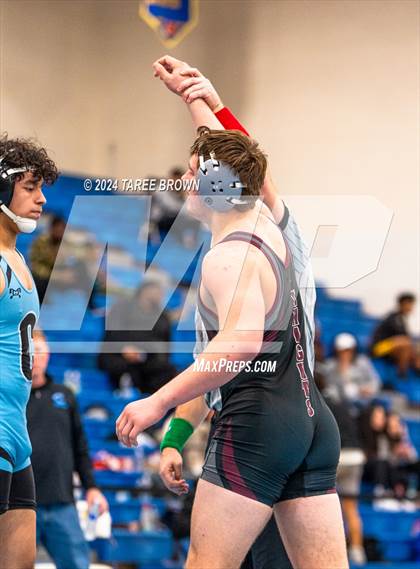 Thumbnail 3 in VHSL 6A Regional Semifinals  photogallery.
