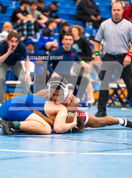 Thumbnail 1 in VHSL 6A Regional Semifinals  photogallery.
