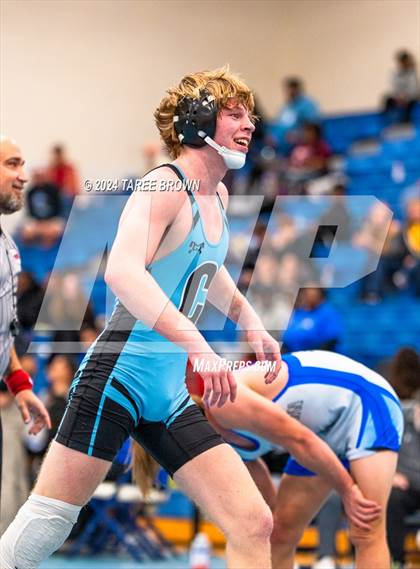 Thumbnail 3 in VHSL 6A Regional Semifinals  photogallery.