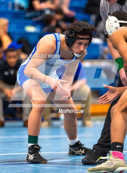 Thumbnail 3 in VHSL 6A Regional Semifinals  photogallery.