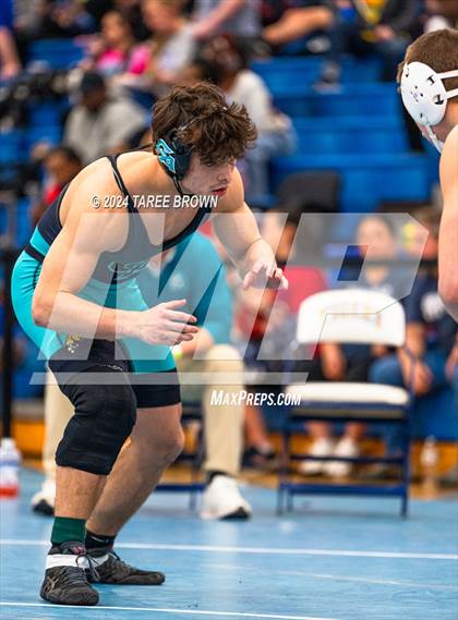 Thumbnail 1 in VHSL 6A Regional Semifinals  photogallery.
