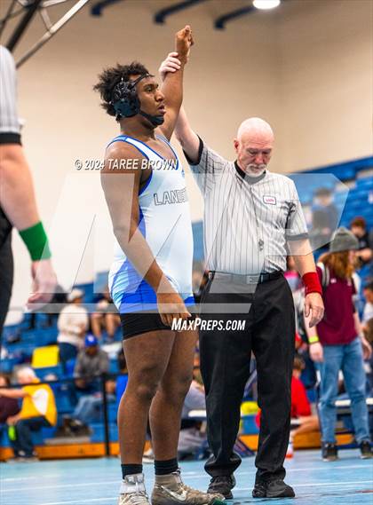Thumbnail 1 in VHSL 6A Regional Semifinals  photogallery.