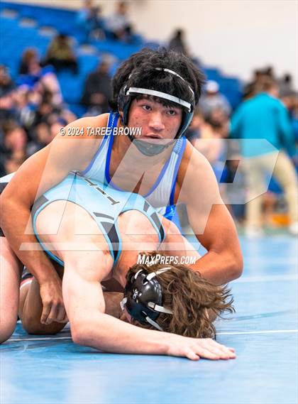 Thumbnail 1 in VHSL 6A Regional Semifinals  photogallery.