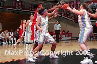 Thumbnail 2 in East-Alaska vs Walnut (Ayala Christmas Tourney) photogallery.
