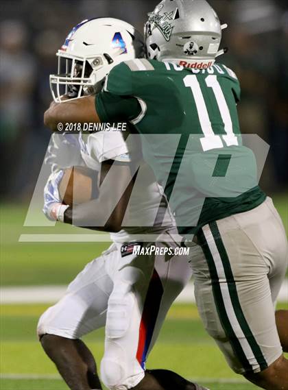 Thumbnail 1 in Folsom @ De La Salle photogallery.