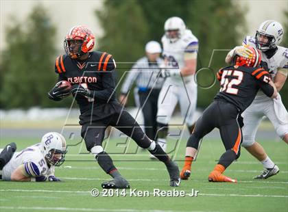 Thumbnail 2 in Bishop Guilfoyle vs. Clairton (PIAA Class A Final) photogallery.