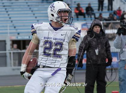 Thumbnail 3 in Bishop Guilfoyle vs. Clairton (PIAA Class A Final) photogallery.