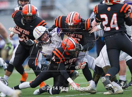 Thumbnail 2 in Bishop Guilfoyle vs. Clairton (PIAA Class A Final) photogallery.