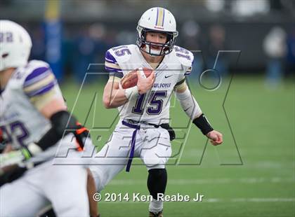 Thumbnail 2 in Bishop Guilfoyle vs. Clairton (PIAA Class A Final) photogallery.
