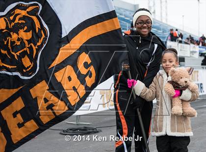 Thumbnail 3 in Bishop Guilfoyle vs. Clairton (PIAA Class A Final) photogallery.