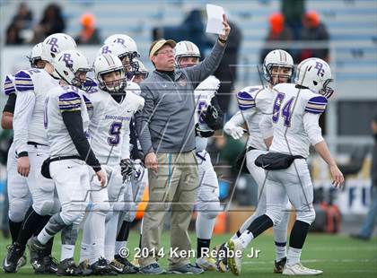 Thumbnail 2 in Bishop Guilfoyle vs. Clairton (PIAA Class A Final) photogallery.