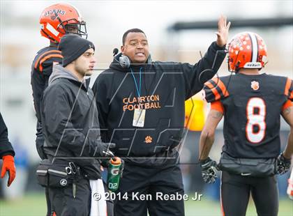 Thumbnail 1 in Bishop Guilfoyle vs. Clairton (PIAA Class A Final) photogallery.