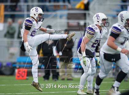 Thumbnail 2 in Bishop Guilfoyle vs. Clairton (PIAA Class A Final) photogallery.