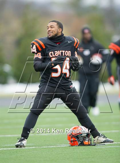 Thumbnail 2 in Bishop Guilfoyle vs. Clairton (PIAA Class A Final) photogallery.
