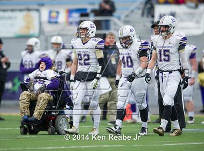 Thumbnail 3 in Bishop Guilfoyle vs. Clairton (PIAA Class A Final) photogallery.