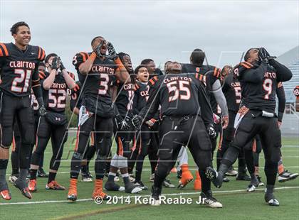Thumbnail 2 in Bishop Guilfoyle vs. Clairton (PIAA Class A Final) photogallery.