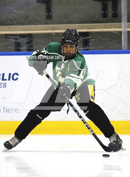 Thumbnail 3 in St. Francis vs Bishop Timon-St. Jude photogallery.