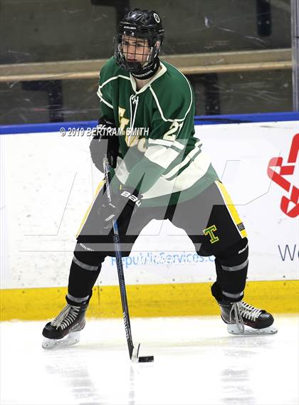 Thumbnail 2 in St. Francis vs Bishop Timon-St. Jude photogallery.