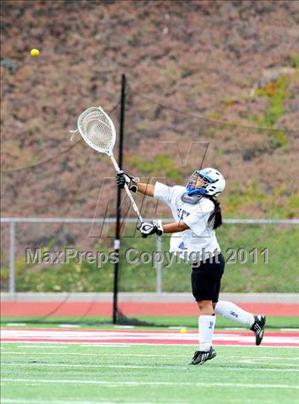 Thumbnail 1 in Cate vs. St. Margaret's (CIF SS D2 Final) photogallery.