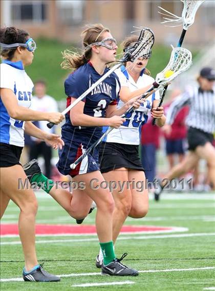 Thumbnail 3 in Cate vs. St. Margaret's (CIF SS D2 Final) photogallery.