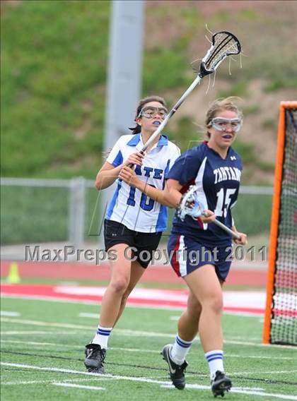 Thumbnail 3 in Cate vs. St. Margaret's (CIF SS D2 Final) photogallery.