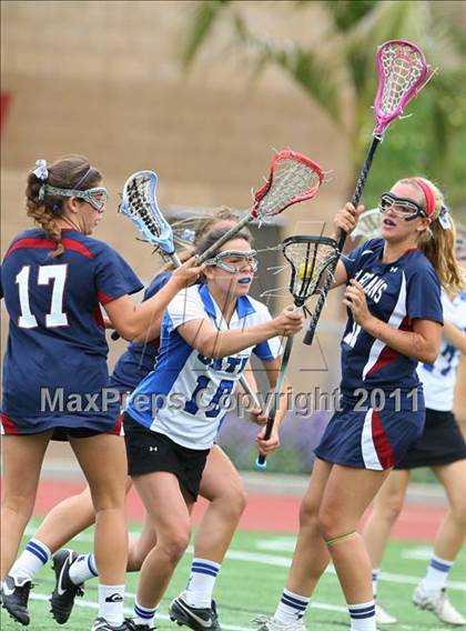 Thumbnail 2 in Cate vs. St. Margaret's (CIF SS D2 Final) photogallery.