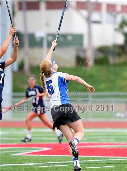 Thumbnail 3 in Cate vs. St. Margaret's (CIF SS D2 Final) photogallery.