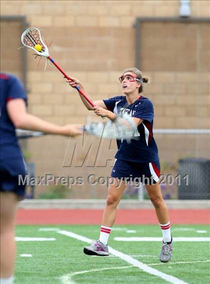 Thumbnail 3 in Cate vs. St. Margaret's (CIF SS D2 Final) photogallery.