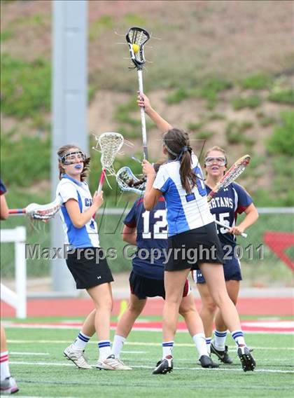 Thumbnail 3 in Cate vs. St. Margaret's (CIF SS D2 Final) photogallery.
