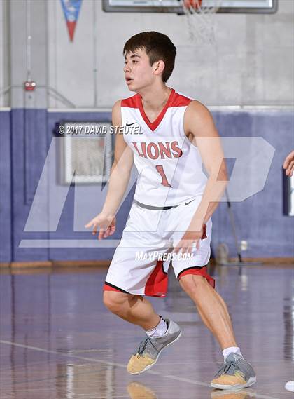 Thumbnail 2 in Christian Brothers vs. McClatchy (St. Hope Elite Classic) photogallery.