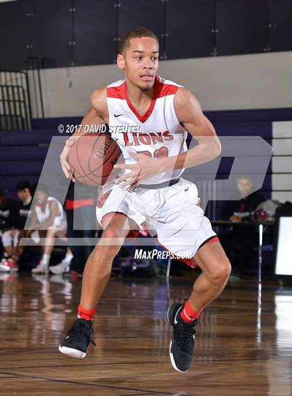 Thumbnail 1 in Christian Brothers vs. McClatchy (St. Hope Elite Classic) photogallery.
