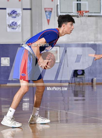 Thumbnail 3 in Christian Brothers vs. McClatchy (St. Hope Elite Classic) photogallery.