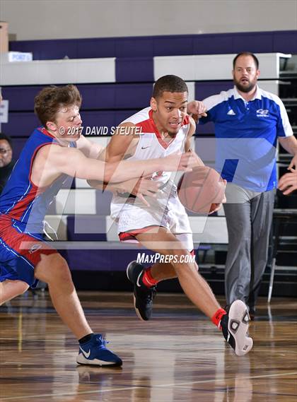 Thumbnail 3 in Christian Brothers vs. McClatchy (St. Hope Elite Classic) photogallery.