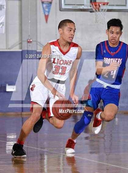 Thumbnail 2 in Christian Brothers vs. McClatchy (St. Hope Elite Classic) photogallery.