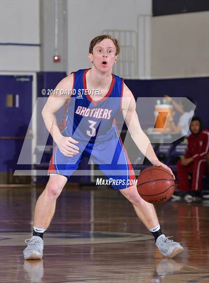 Thumbnail 2 in Christian Brothers vs. McClatchy (St. Hope Elite Classic) photogallery.
