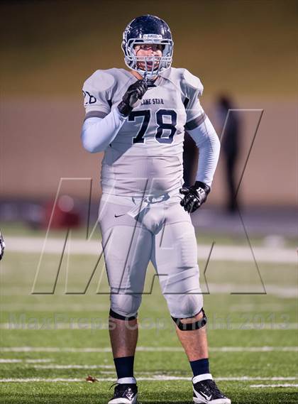 Thumbnail 3 in Lone Star vs Princeton (UIL 3A Area Playoff) photogallery.