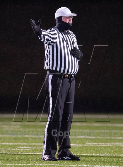 Thumbnail 3 in Lone Star vs Princeton (UIL 3A Area Playoff) photogallery.