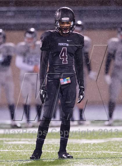 Thumbnail 2 in Lone Star vs Princeton (UIL 3A Area Playoff) photogallery.