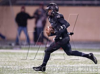 Thumbnail 3 in Lone Star vs Princeton (UIL 3A Area Playoff) photogallery.