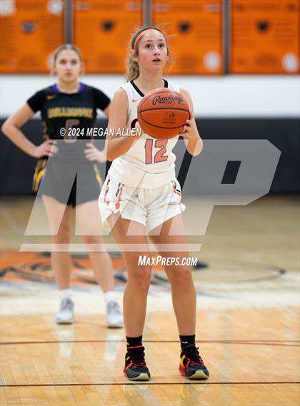 Thumbnail 3 in Bellbrook @ Beavercreek (B-Teams) photogallery.