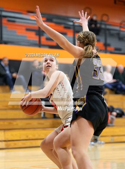 Thumbnail 3 in Bellbrook @ Beavercreek (B-Teams) photogallery.