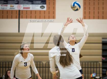 Thumbnail 3 in Eisenhower @ Stoney Creek (MHSAA District Semifinal) photogallery.