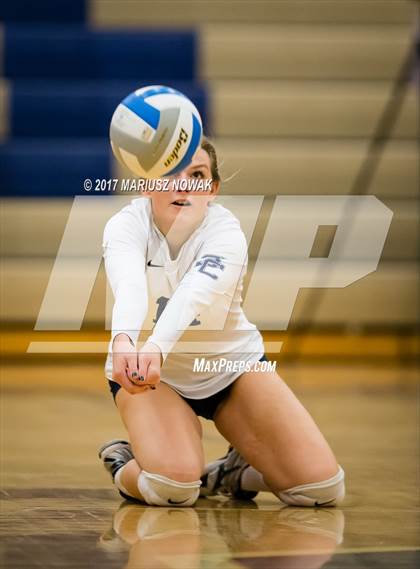 Thumbnail 2 in Eisenhower @ Stoney Creek (MHSAA District Semifinal) photogallery.